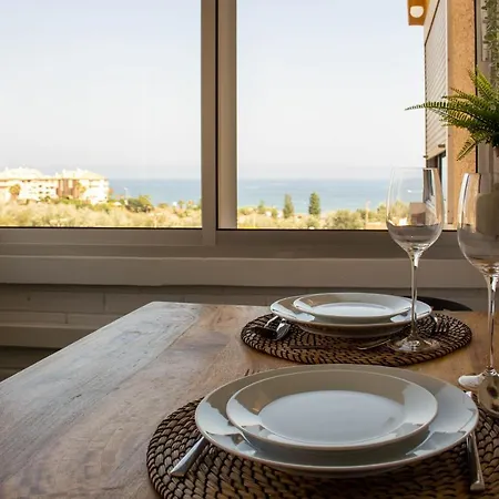 Larios Dos 504. Estudio Con Vistas Al Mar Cerca De La Playa