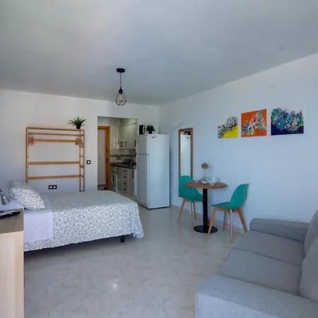 Larios Dos 504. Estudio Con Vistas Al Mar Cerca De La Playa Apartment Torrox
